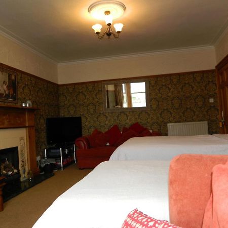 Sunnyside House Bed & Breakfast Ротсей Екстериор снимка