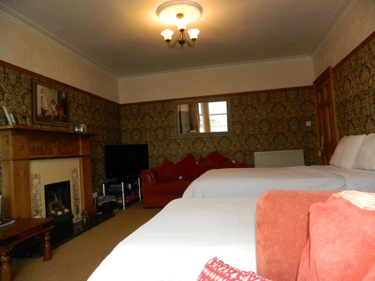 Sunnyside House Bed & Breakfast Ротсей Екстериор снимка
